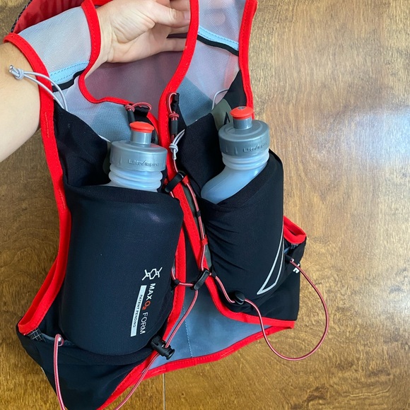 UltrAspire Big Bronco Vest - Picture 5 of 12